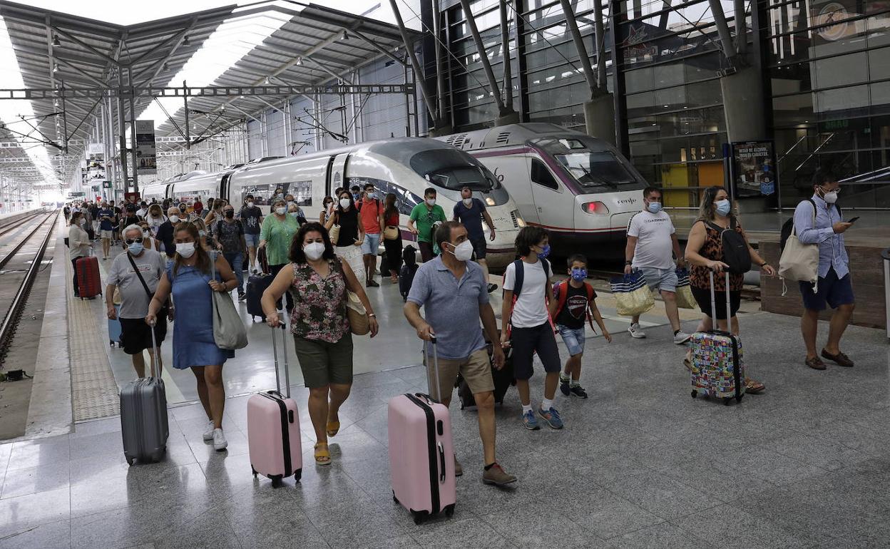 Spain's population grew by 50,000 in 2021, with Malaga province seeing